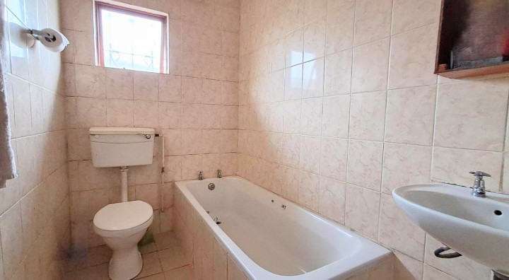 3 Bedroom Property for Sale in Haven Hills Eastern Cape